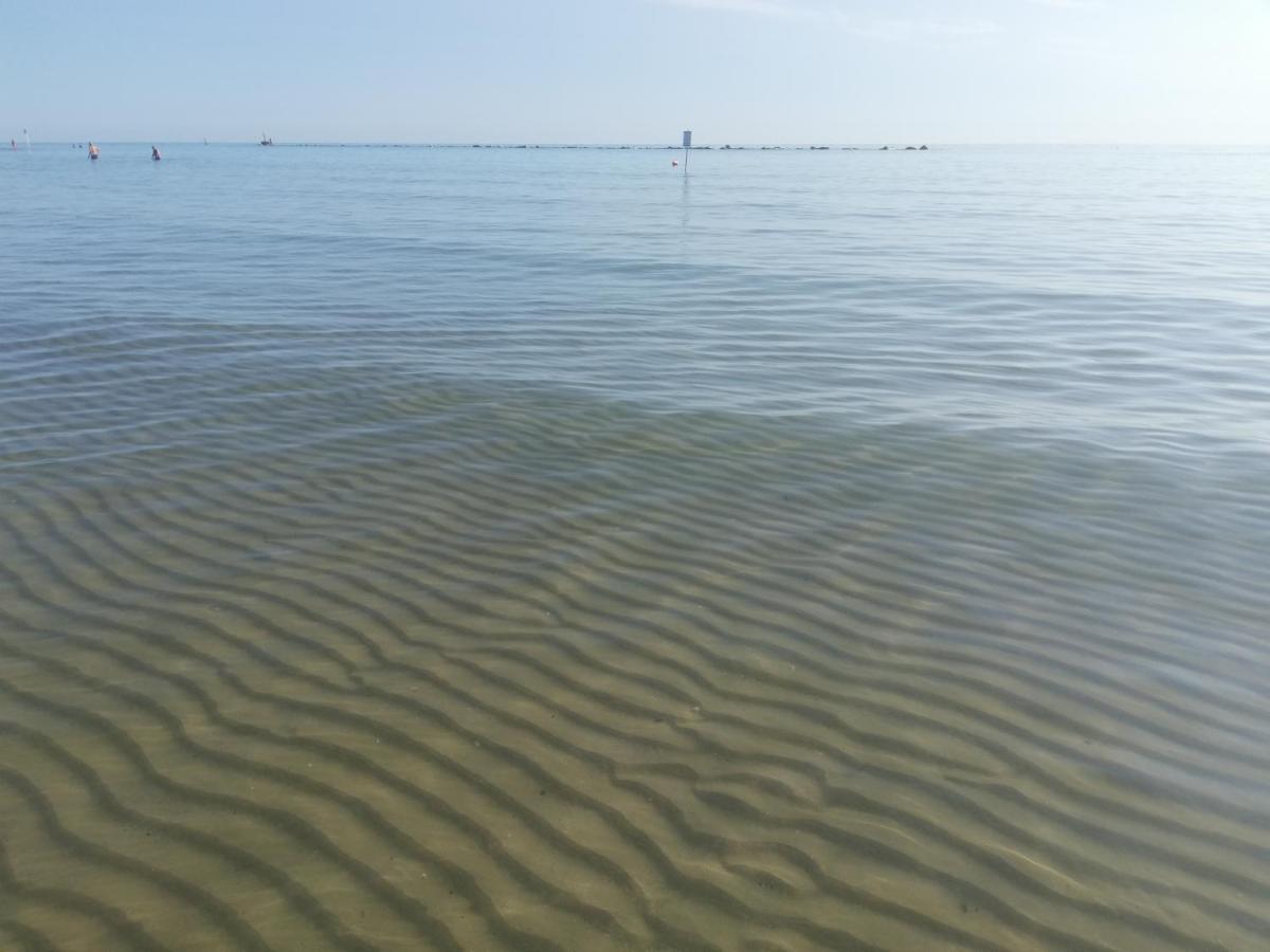Апартаменты Attico Fronte Mare Мартинсикуро Экстерьер фото