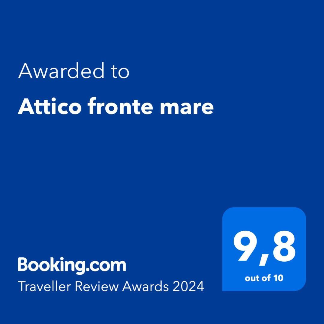Апартаменты Attico Fronte Mare Мартинсикуро Экстерьер фото
